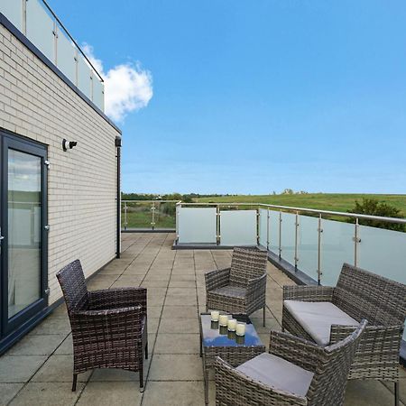 One And Two Bed Apartments Slough Near Heathrow 科恩布鲁克 外观 照片