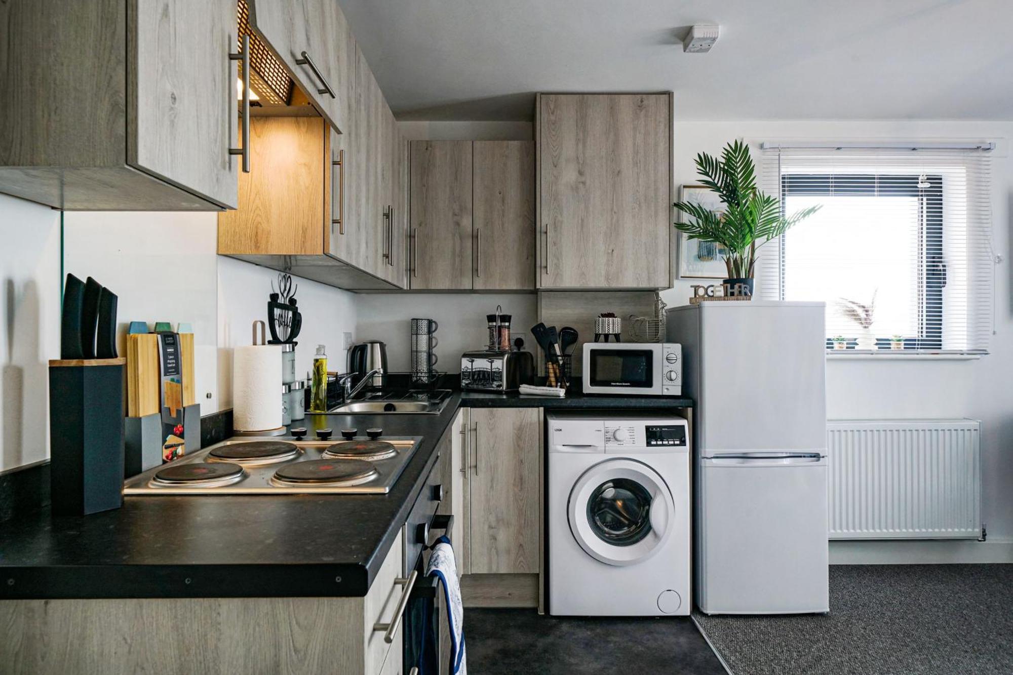 One And Two Bed Apartments Slough Near Heathrow 科恩布鲁克 外观 照片