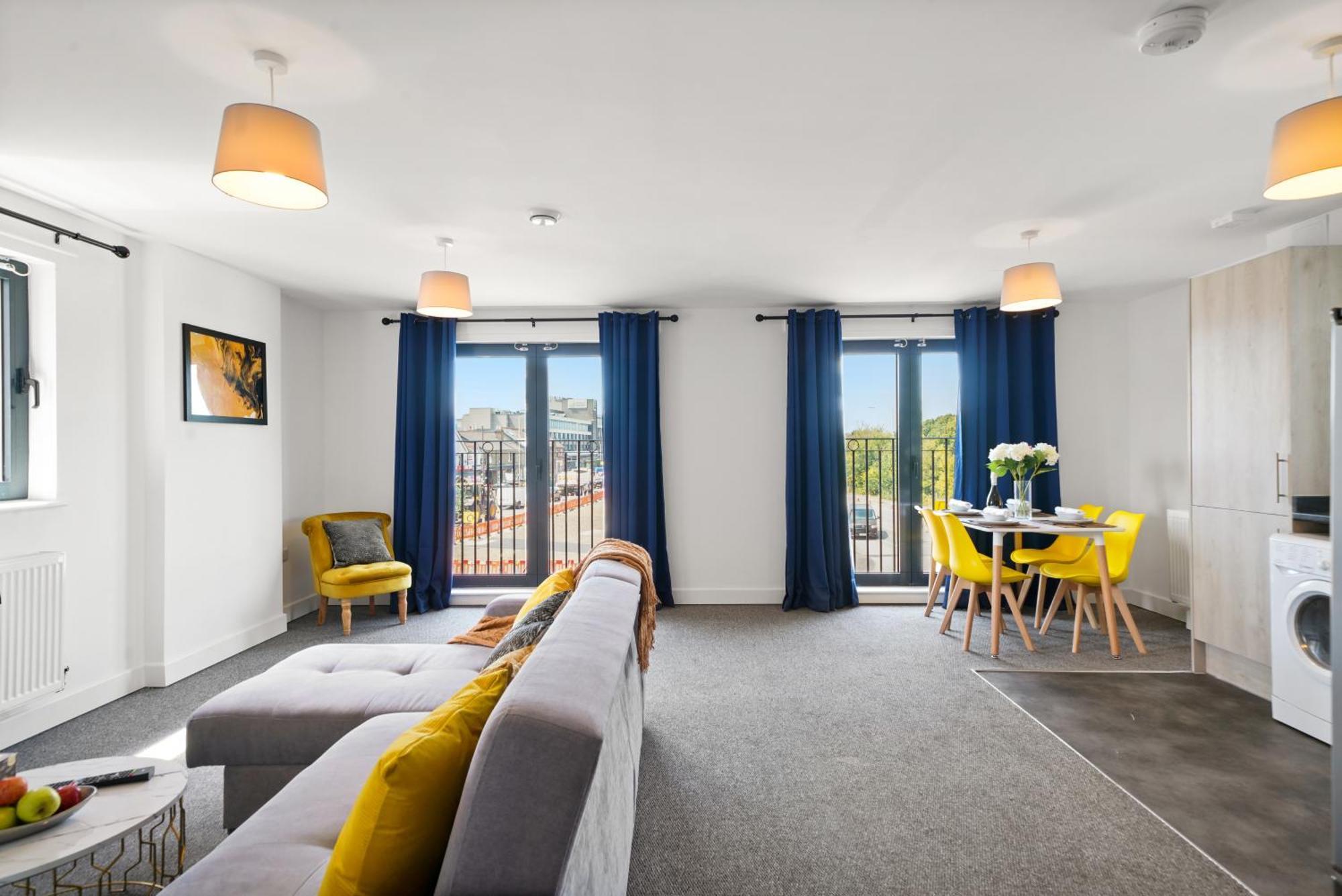 One And Two Bed Apartments Slough Near Heathrow 科恩布鲁克 外观 照片