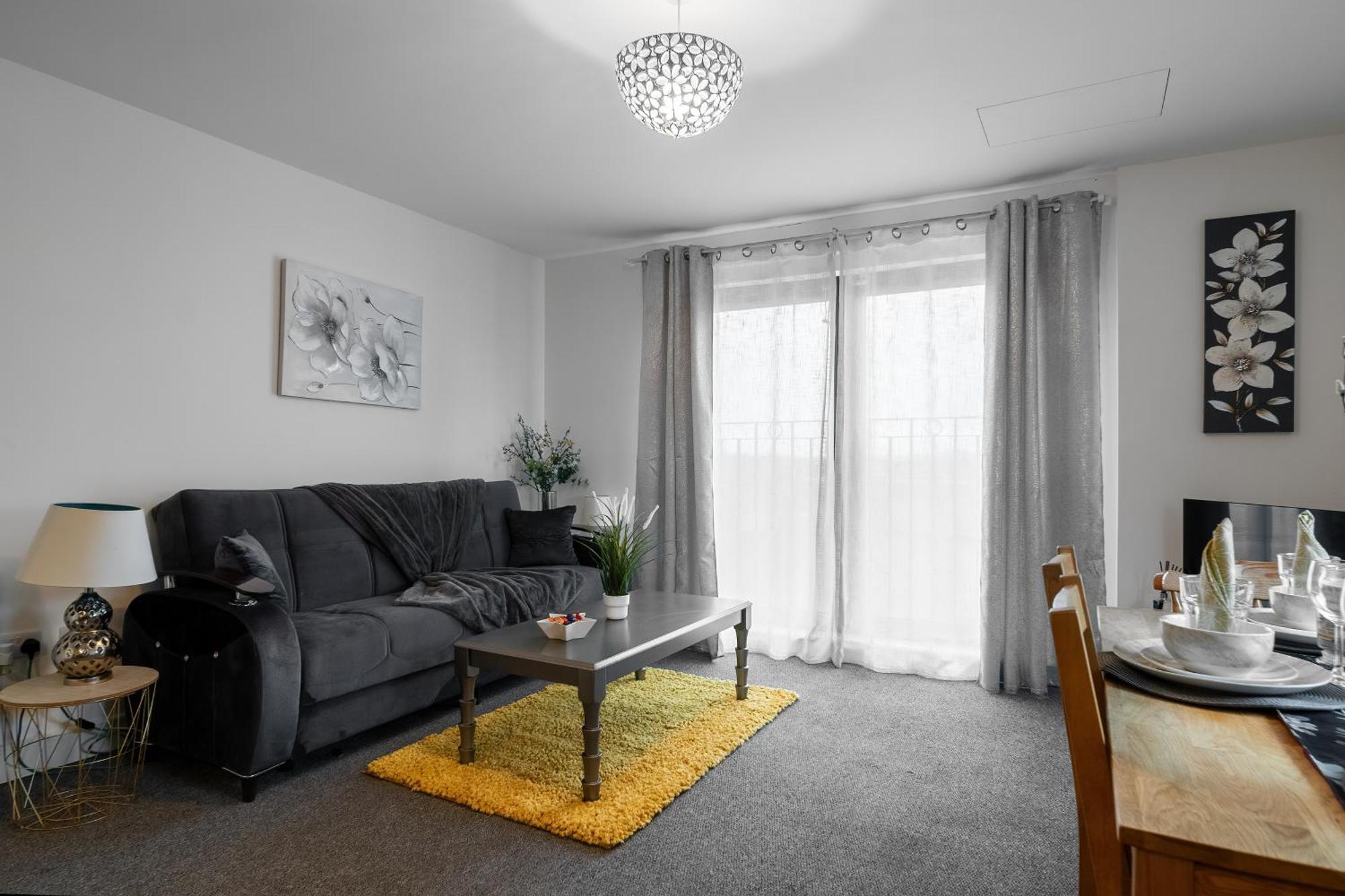 One And Two Bed Apartments Slough Near Heathrow 科恩布鲁克 外观 照片